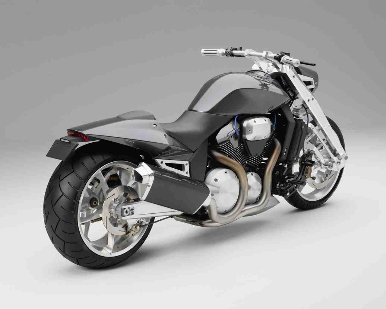 Новые модели мотоциклов. Концепт Honda VTX. Honda Goldwing 1800. Мотоциклы Хонда Модельный ряд 2021. Мотоцикл Хонда чоппер 2021.